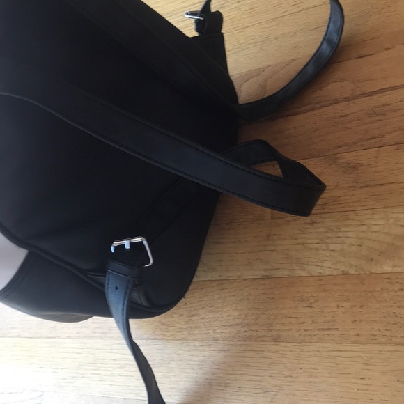 BLACK AND WHITE LEATHER BACKPACK - Picture 4 of 4